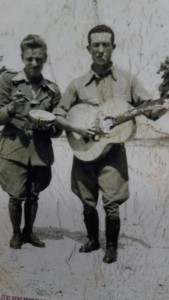 Francesco Mancini con la chitarra